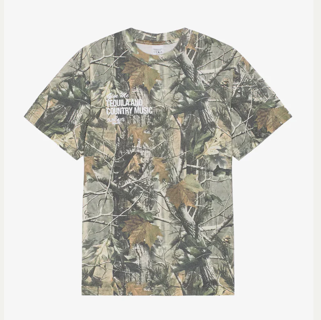 The tequila & country music tee - camo white Sold out