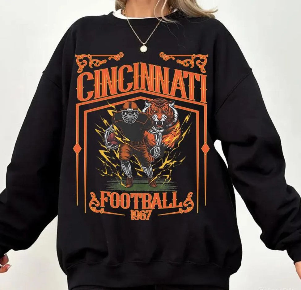 Cincinnati Football Skull Vintage Sweatshirt,Cincinnati Fan Gifts,Football Game Day Sweatshirt,Cincinnati Football Crewneck,Football T-Shirt