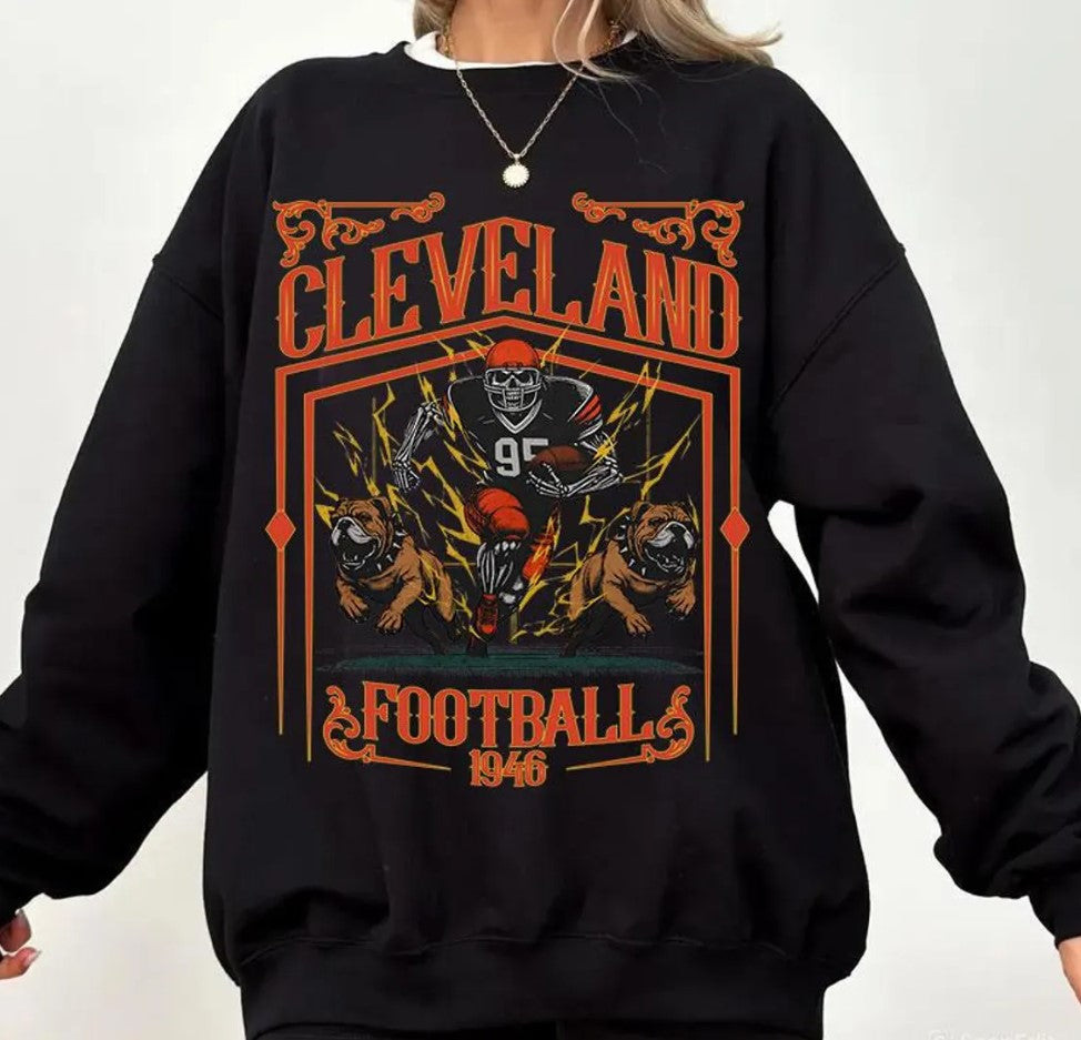 Cleveland Football Skull Vintage Sweatshirt,Cleveland Fan Gifts,Football Game Day Sweatshirt,Cleveland Football Crewneck,Football T-Shirt