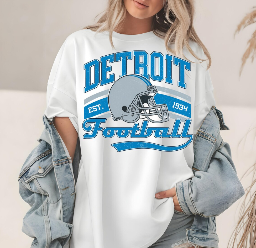 Detroit Football T-Shirt, Football Helmet, Distressed Graphic, Team Spirit, Fan Apparel