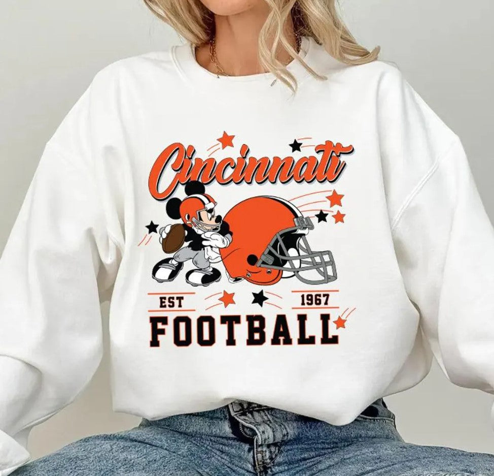 Vintage Cincinnati Football Sweatshirt, Retro Cartoon Graphic Pullover, 90s Style Sports Fan Sweater, Unisex Cozy Crewneck, Football shirt