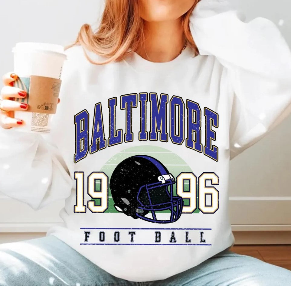 Baltimore Football Vintage Sweatshirt T-Shirt,Retro Raven Crewneck,Oversized Football Sweatshirt,Baltimore Football Fan