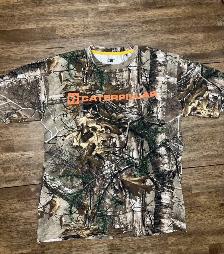 Caterpillar Men's Wooded Camo T Shirt Medium CAT Camouflage Tee EUC