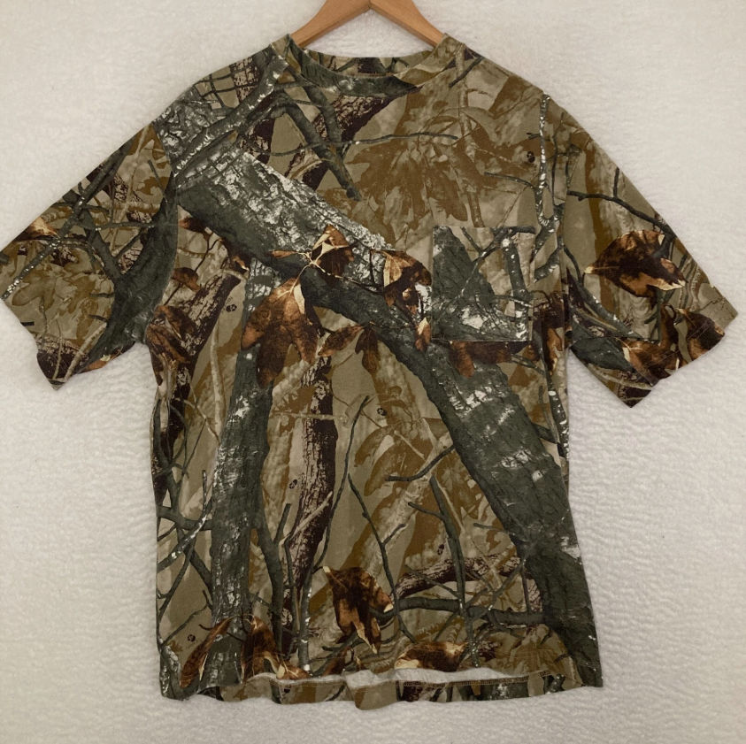 Outfitters Fusion 3-D Camo Shirt Mens  Hunting Gorpcore Outdoor Pocket Tee