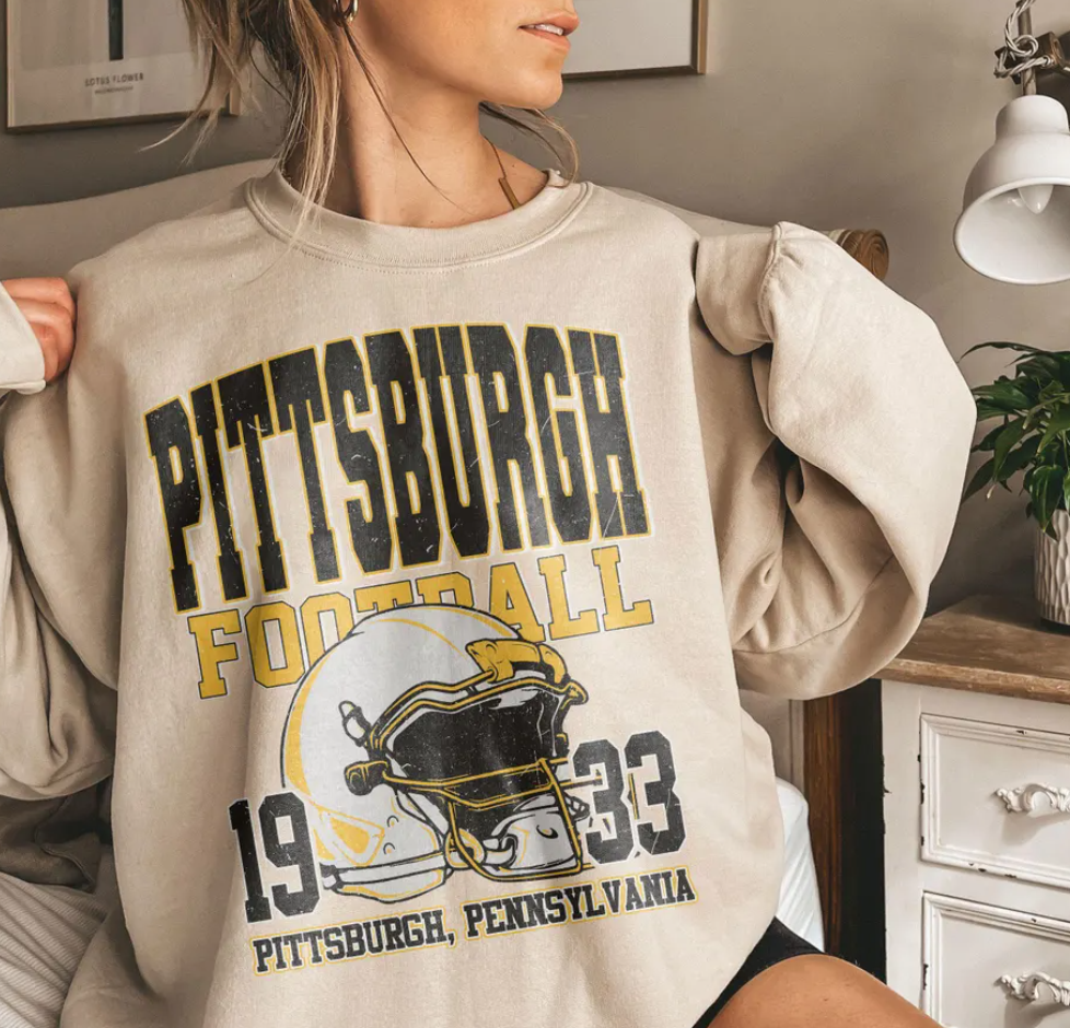 Vintage 90s Pittsburgh Football Comfort Colors Shirt, Vintage Unisex Pittsburgh Crewneck Gift for Football Fan,Oversized Pittsburgh T-Shirt