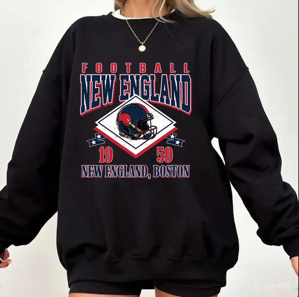 Vintage style New England Football Sweatshirt,Sunday Football Shirt, 90s Style Sports Fan Sweater, Unisex Cozy Crewneck, Football shirt